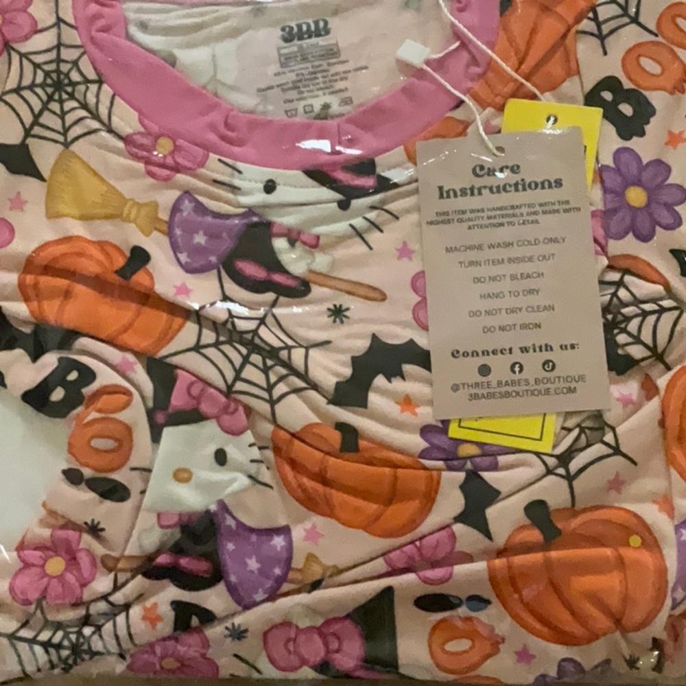 NIP 3 Babes Boutique Halloween Hello Kitty Bamboo pajamas